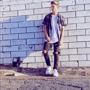 Guess button up plaid shirt